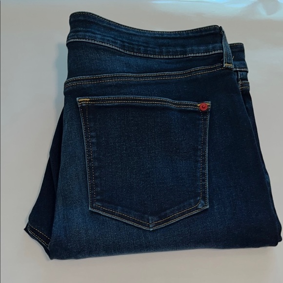 Spanx High Rise Straight Jeans Size 32 - Picture 3 of 16